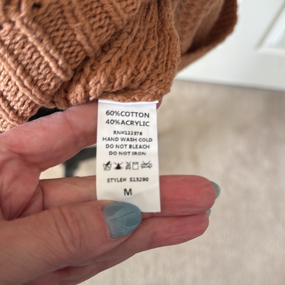 Mustard Seed sweater size medium color Black brown - Picture 5 of 5